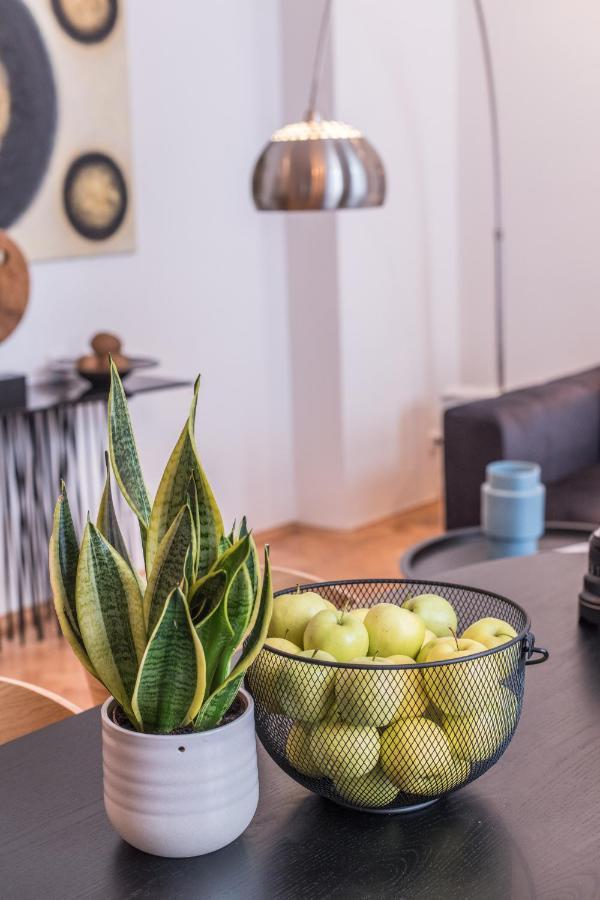 New Design - Location Wenceslas Square Apartament *